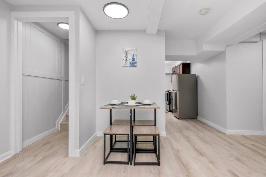 Centerstreet-Cozy 2Bedroomsuite YYC 외부 사진